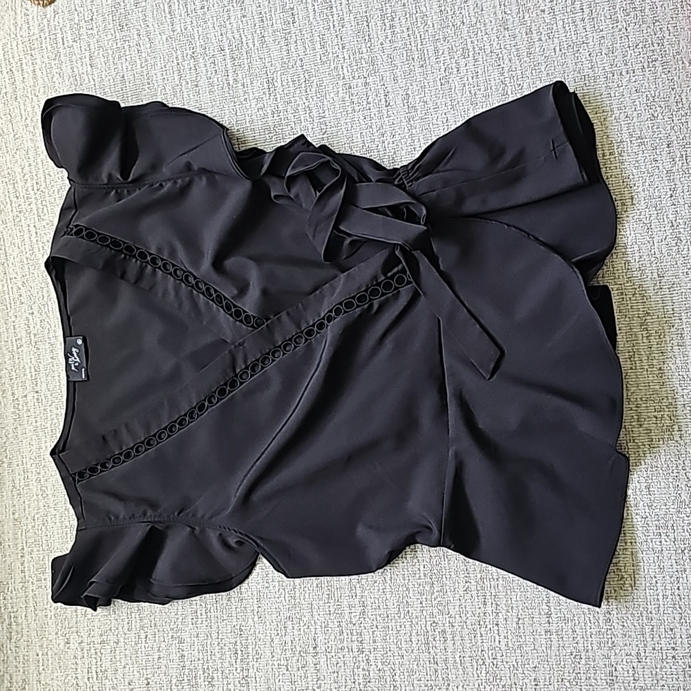 Crossover peplum top